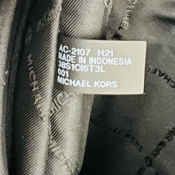 Michael Kors Jessie Large Tote Satchel - Picture 10 of 13